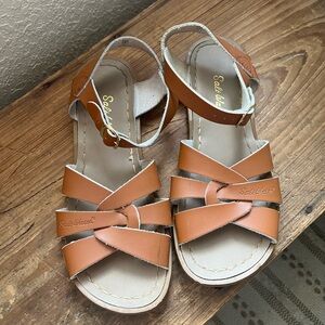 Women’s Brown Sandals